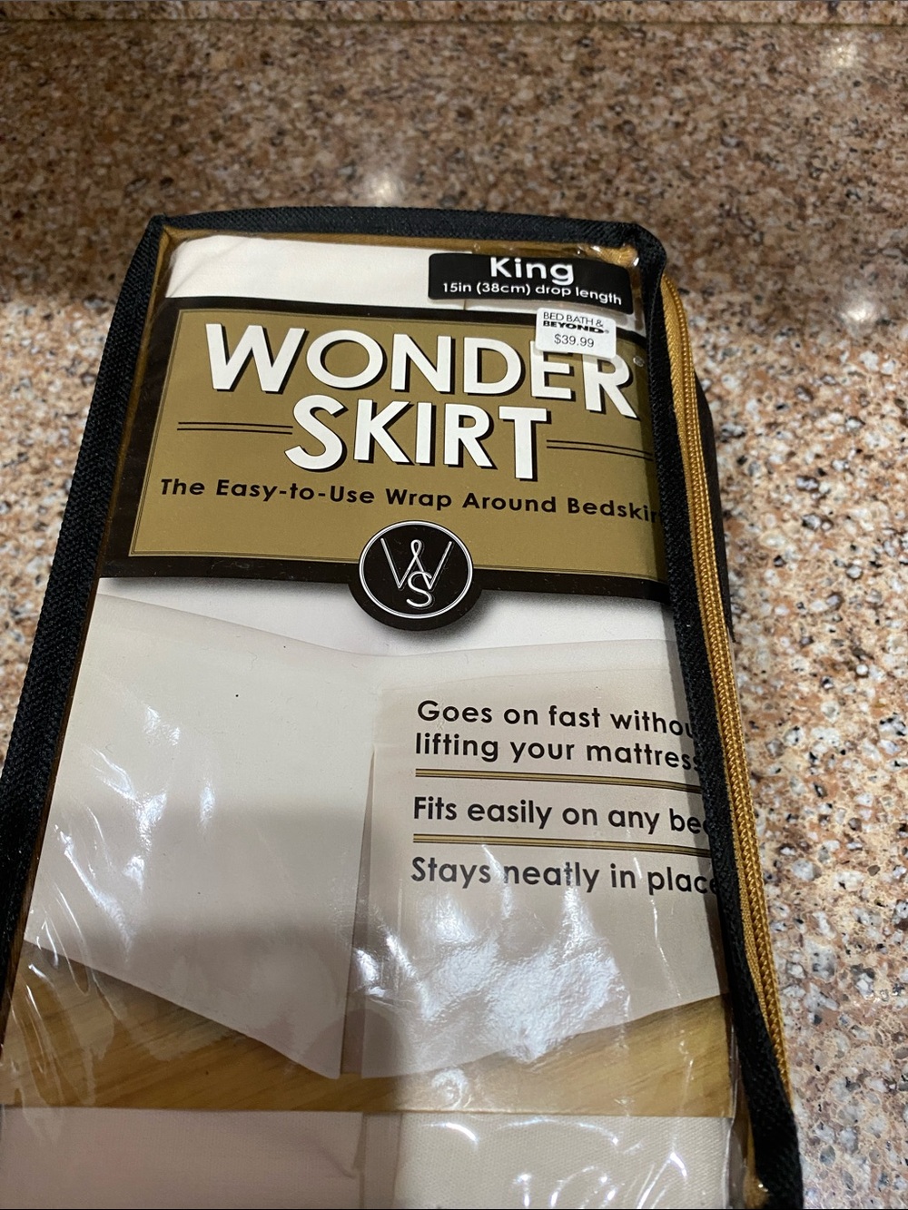 Brand new King Wrap-Around Bedskirt in White